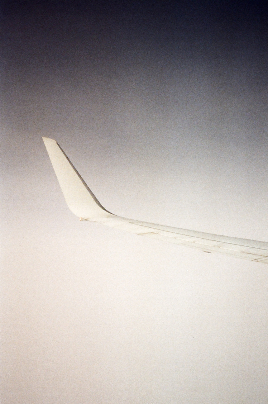 plane in cloud  2017